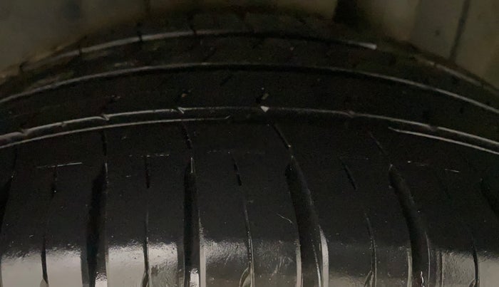 2021 Maruti S Cross ALPHA AT1.5, Petrol, Automatic, 66,815 km, Left Rear Tyre Tread