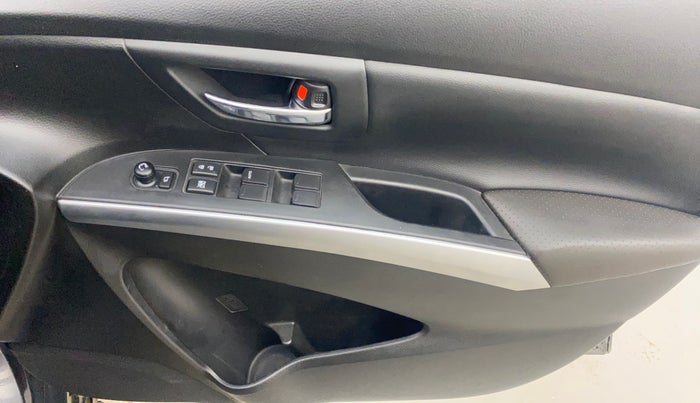 2021 Maruti S Cross ALPHA AT1.5, Petrol, Automatic, 66,815 km, Driver Side Door Panels Control