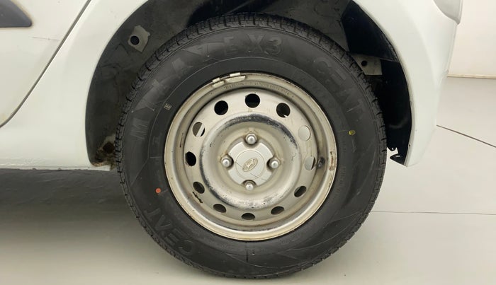 2013 Hyundai i10 ERA 1.1, Petrol, Manual, 58,240 km, Left Rear Wheel