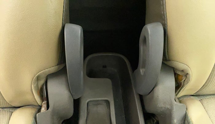 2013 Hyundai i10 ERA 1.1, Petrol, Manual, 58,240 km, Driver Side Adjustment Panel