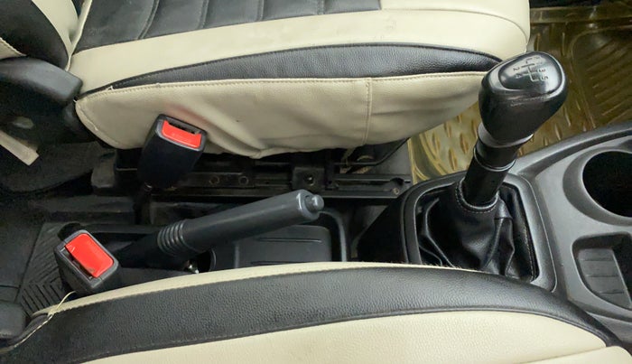 2018 Datsun Redi Go A, Petrol, Manual, 44,645 km, Gear Lever