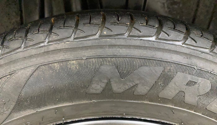 2020 Maruti XL6 ALPHA MT, Petrol, Manual, 76,493 km, Right Rear Tyre Tread