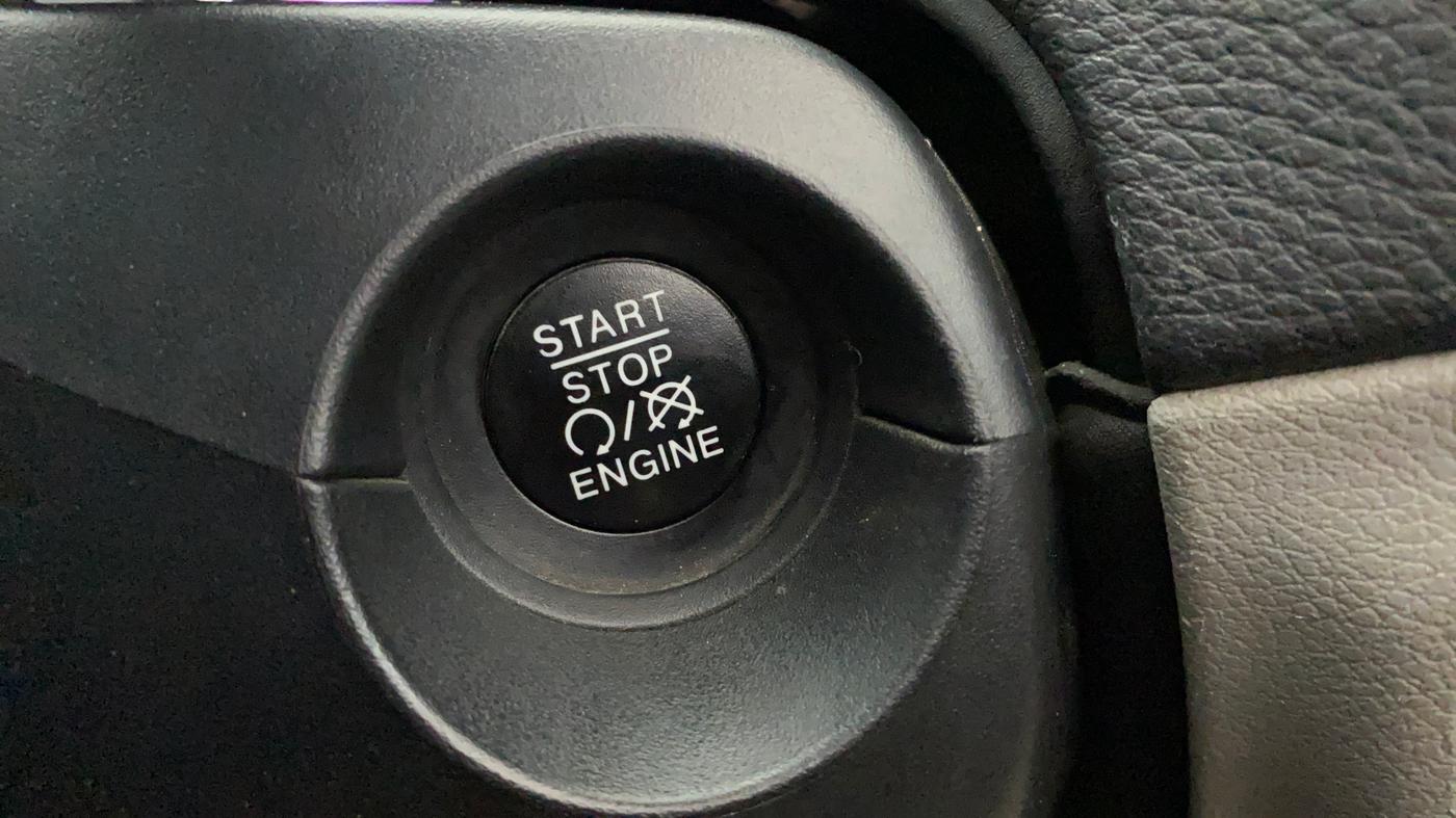 2019 Jeep Compass LIMITED PLUS PETROL AT, Petrol, Automatic, 1,05,696 km, Keyless Start/ Stop Button