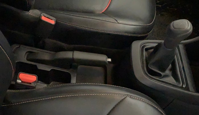 2022 Tata PUNCH PURE MT, Petrol, Manual, 42,135 km, Gear Lever