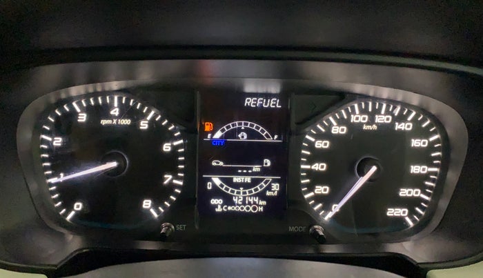 2022 Tata PUNCH PURE MT, Petrol, Manual, 42,135 km, Odometer Image