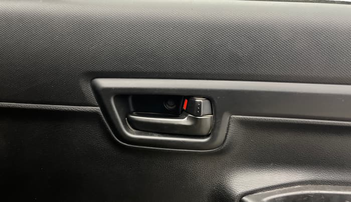2020 Maruti S PRESSO VXI, Petrol, Manual, 34,445 km, Driver Side Door Panels Control