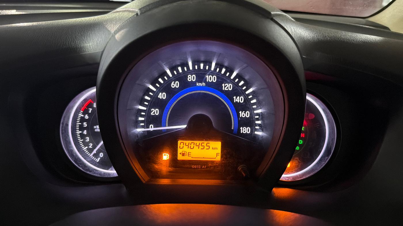 2015 Honda Amaze 1.2L I-VTEC VX AT, Petrol, Automatic, 40,389 km, Odometer Image