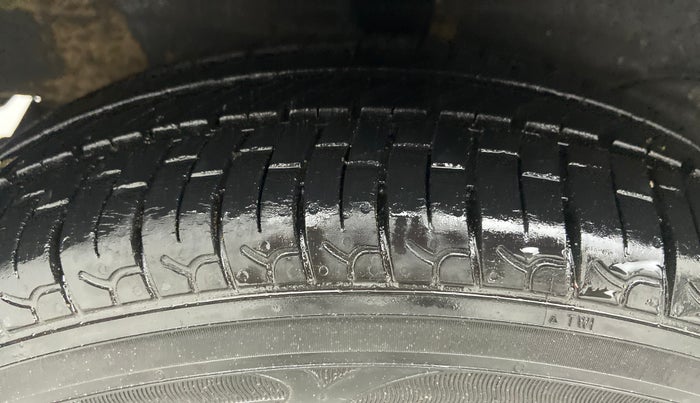 2018 Hyundai NEW SANTRO ASTA 1.1 MT, Petrol, Manual, 19,563 km, Right Rear Tyre Tread