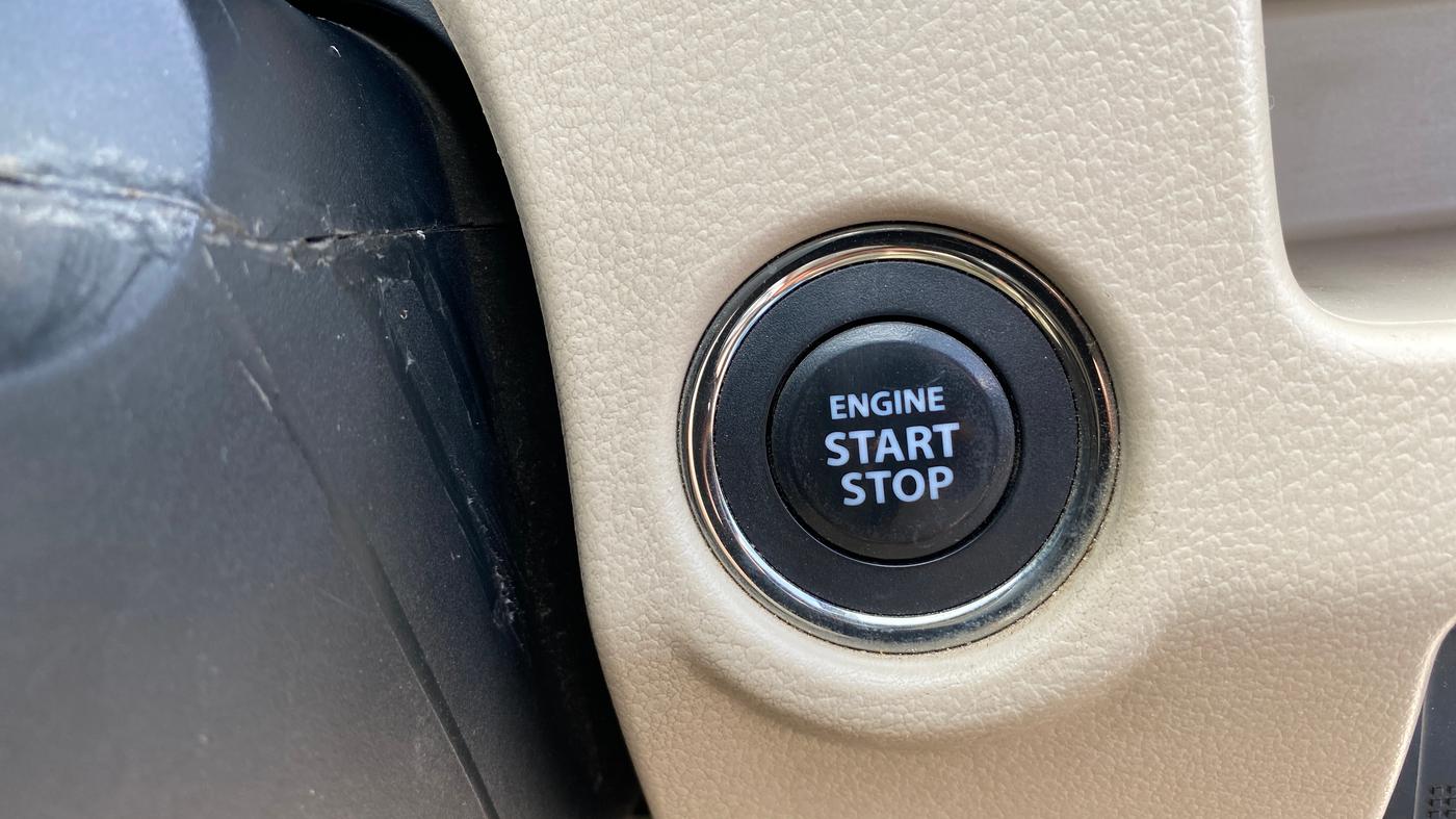2018 Maruti Ciaz ALPHA  AT 1.5 SHVS PETROL, Petrol, Automatic, 27,796 km, Keyless Start/ Stop Button