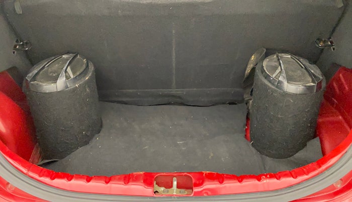 2015 Hyundai Eon ERA +, Petrol, Manual, 1,09,923 km, Boot Inside