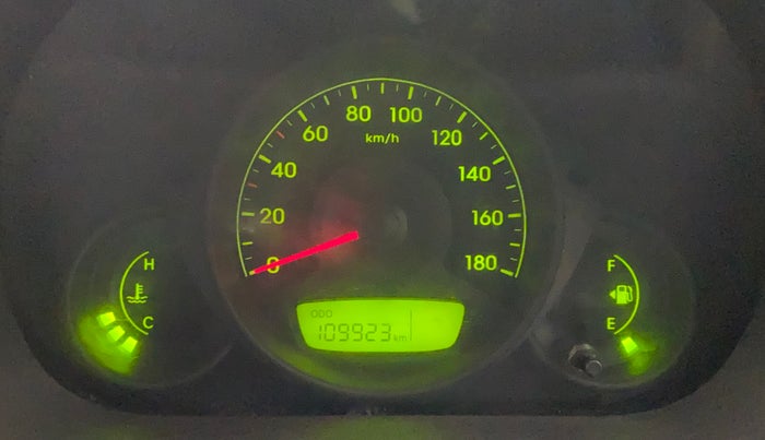 2015 Hyundai Eon ERA +, Petrol, Manual, 1,09,923 km, Odometer Image