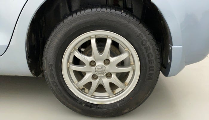 2013 Maruti Swift Dzire VXI REGAL EDITION, CNG, Manual, 61,130 km, Left Rear Wheel
