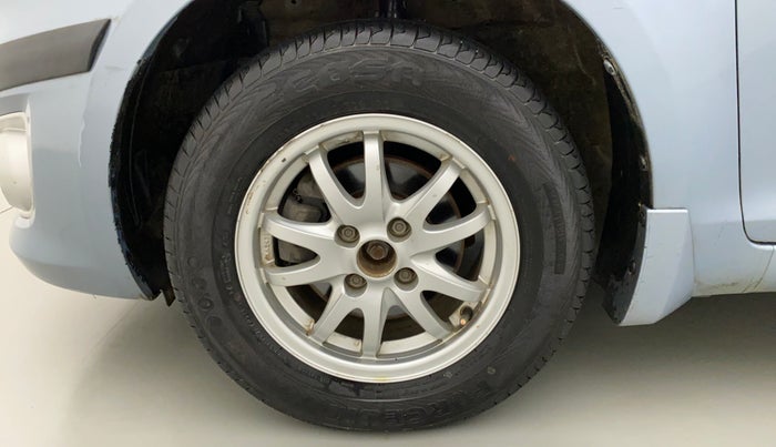2013 Maruti Swift Dzire VXI REGAL EDITION, CNG, Manual, 61,130 km, Left Front Wheel