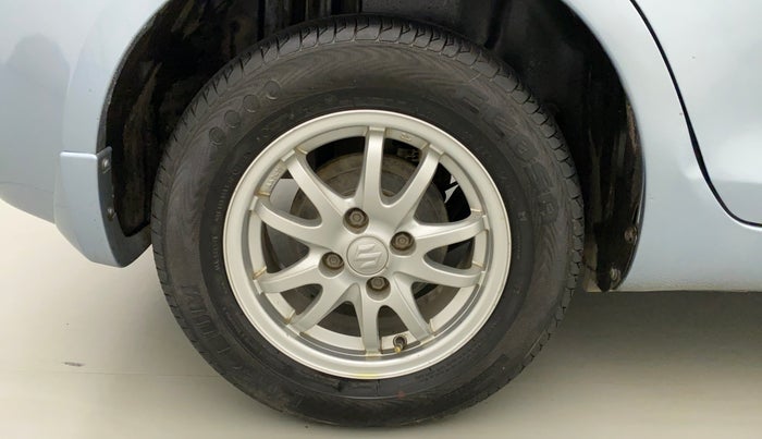 2013 Maruti Swift Dzire VXI REGAL EDITION, CNG, Manual, 61,130 km, Right Rear Wheel