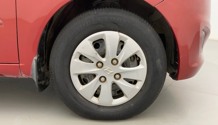 2012 Hyundai i10 SPORTZ 1.2, Petrol, Manual, 50,312 km, Right Front Wheel