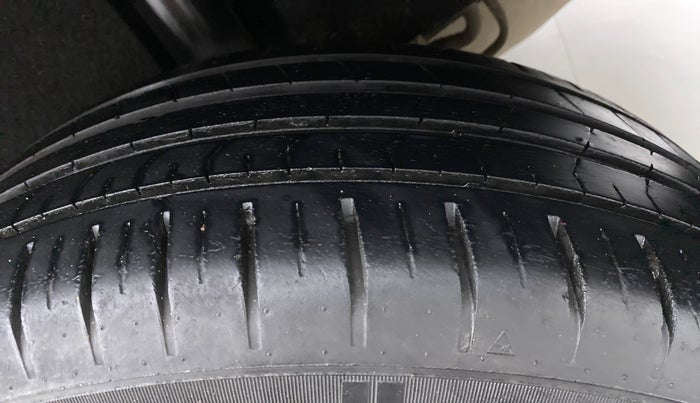 2019 Maruti Baleno ZETA PETROL 1.2, Petrol, Manual, 31,320 km, Left Rear Tyre Tread