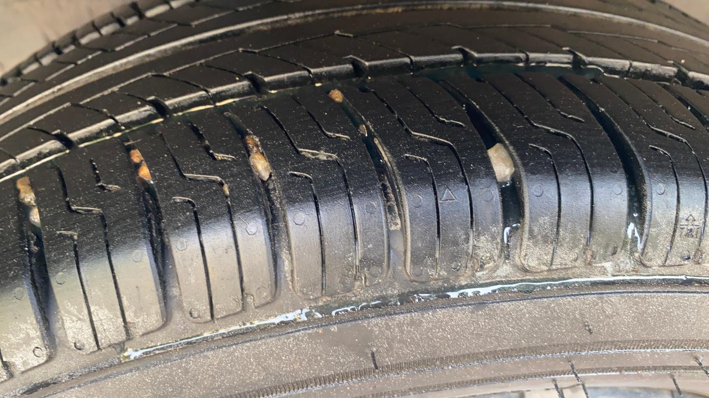 2021 Honda Amaze 1.2L I-VTEC S, CNG, Manual, 69,351 km, Right Rear Tyre Tread