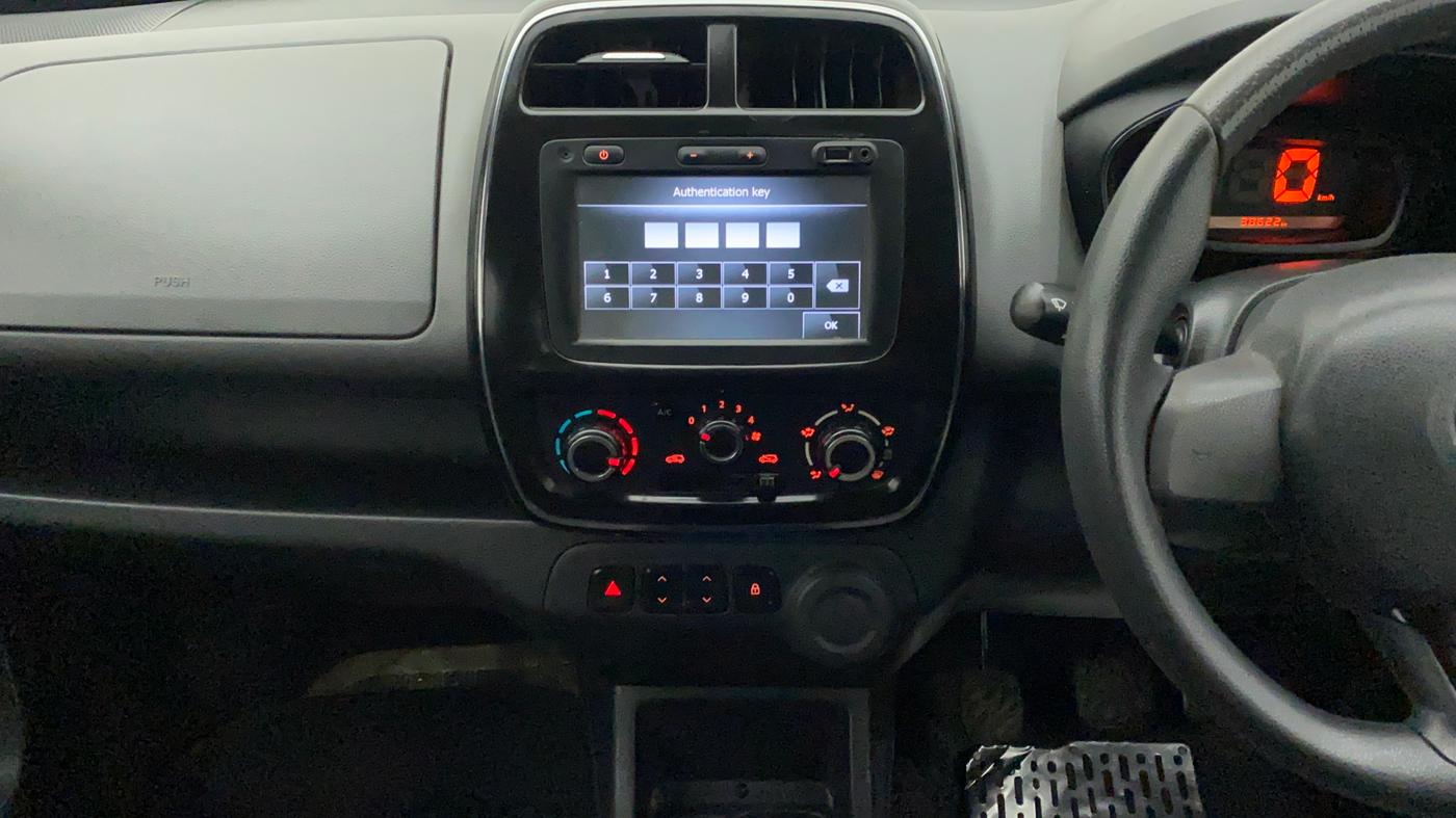 2016 Renault Kwid RXT 1.0 (O), Petrol, Manual, 38,818 km, Air Conditioner