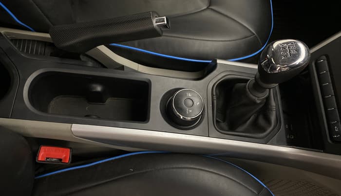 2019 Tata NEXON XM PETROL, Petrol, Manual, 43,724 km, Gear Lever