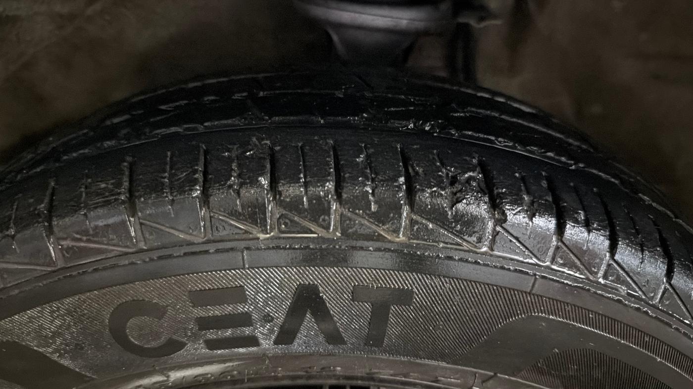 2018 Maruti Alto 800 LXI CNG, CNG, Manual, 47,157 km, Left Front Tyre Tread