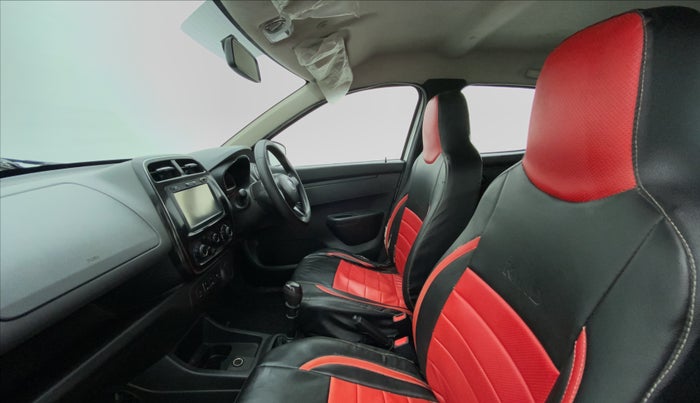 2017 Renault Kwid 1.0 RXT, CNG, Manual, 59,624 km, Right Side Front Door Cabin