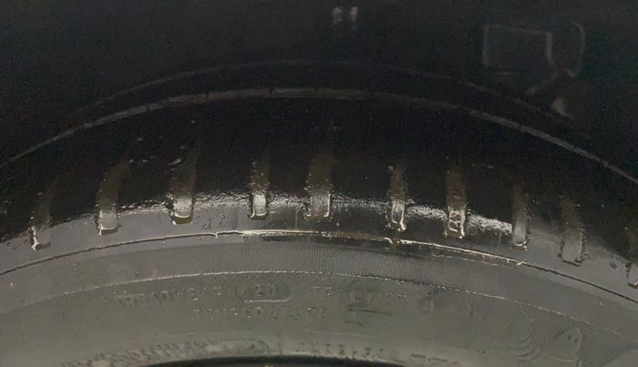 2017 Tata TIGOR XZ PETROL, Petrol, Manual, 69,697 km, Right Front Tyre Tread