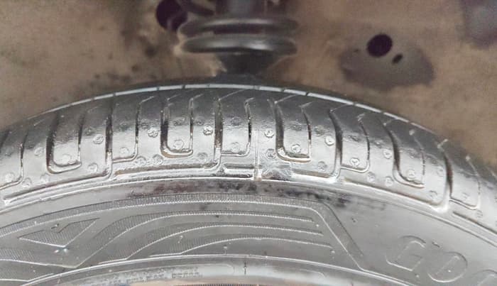 2018 Maruti Wagon R 1.0 VXI AMT, Petrol, Automatic, 49,518 km, Right Front Tyre Tread