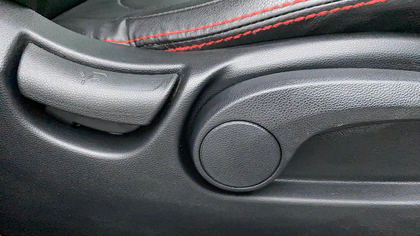 2019 Hyundai Creta SX SPORTS EDITION 1.6 PETROL, Petrol, Manual, 42,617 km, Driver Side Adjustment Panel