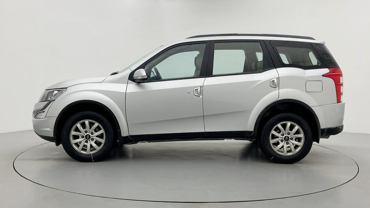 2017 Mahindra XUV500 W8 FWD AT, Diesel, Automatic, 91,696 km, Left Side