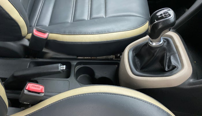 2018 Hyundai Grand i10 SPORTZ U2 1.2 CRDI, Diesel, Manual, 88,935 km, Gear Lever