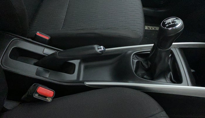 2018 Maruti Baleno DELTA 1.2 K12, Petrol, Manual, 17,515 km, Gear Lever