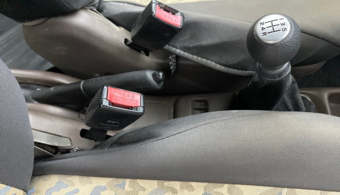 2011 Maruti Zen Estilo LXI, Petrol, Manual, 39,260 km, Gear Lever