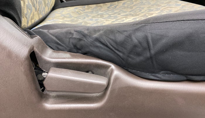 2011 Maruti Zen Estilo LXI, Petrol, Manual, 39,260 km, Driver Side Adjustment Panel