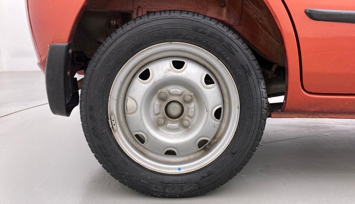 2011 Maruti Zen Estilo LXI, Petrol, Manual, 39,260 km, Right Rear Wheel