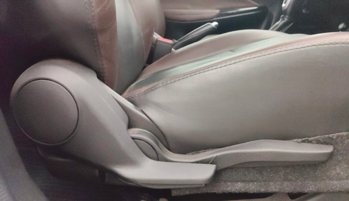 2024 Toyota Urban Cruiser Taisor V 1.0 Petrol AT, Petrol, Automatic, 16,743 km, Driver Side Adjustment Panel