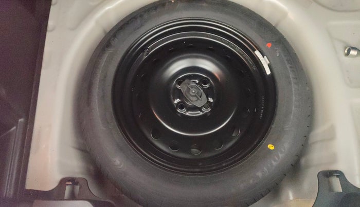 2024 Toyota Urban Cruiser Taisor V 1.0 Petrol AT, Petrol, Automatic, 16,743 km, Spare Tyre