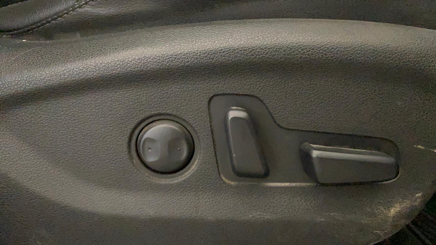 2021 Hyundai Tucson GLS 2WD AT PETROL, Petrol, Automatic, 78,350 km, Driver Side Adjustment Panel