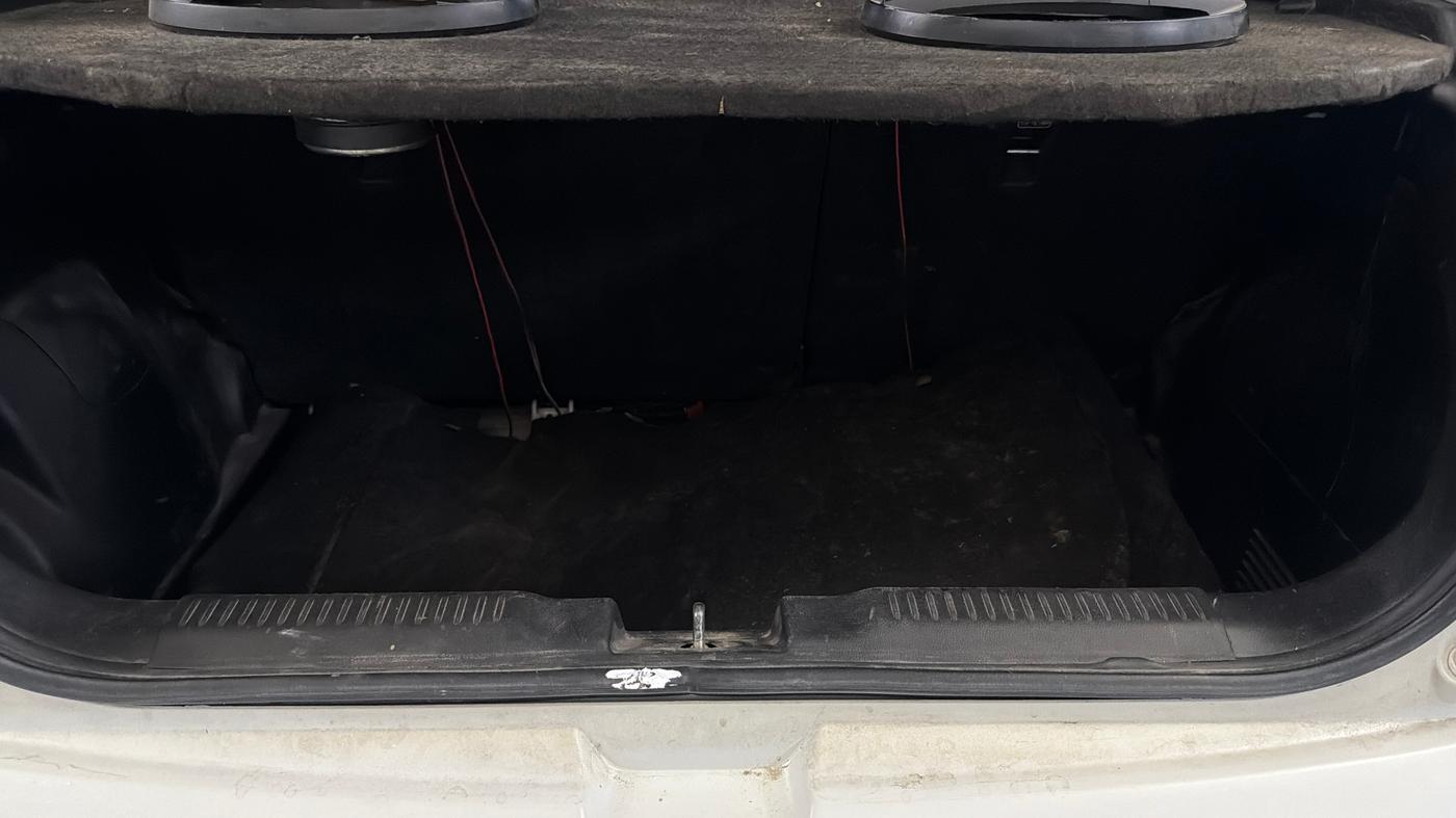 2018 Maruti Swift ZXI, Petrol, Manual, 71,971 km, Boot Inside