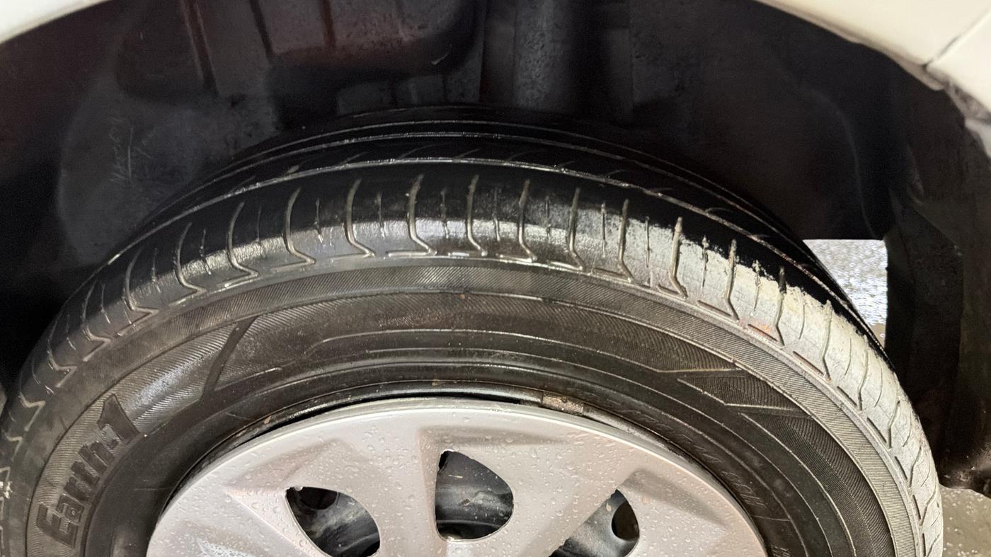 2018 Maruti Swift ZXI, Petrol, Manual, 71,971 km, Left Rear Tyre Tread