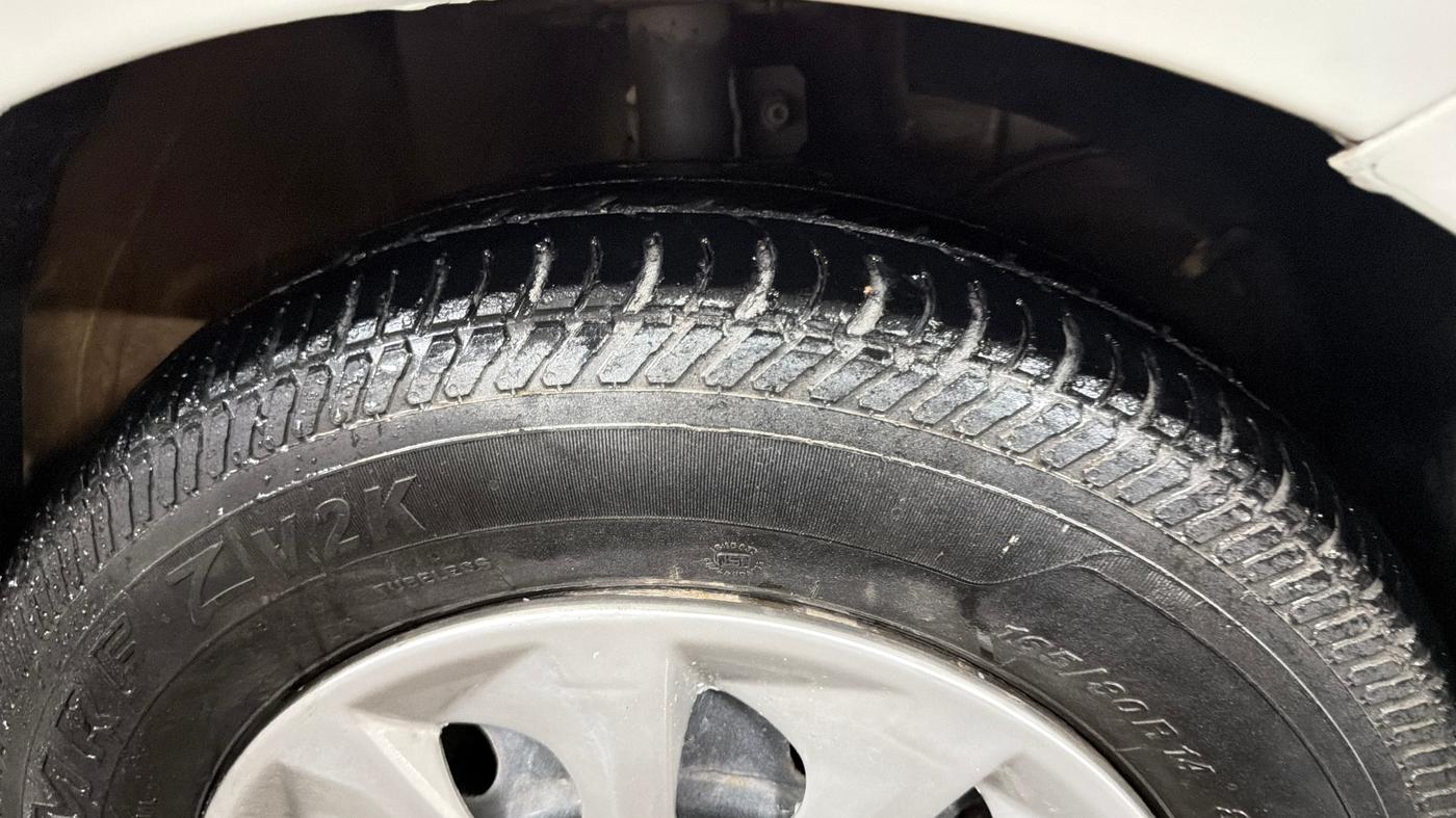 2018 Maruti Swift ZXI, Petrol, Manual, 71,971 km, Right Front Tyre Tread
