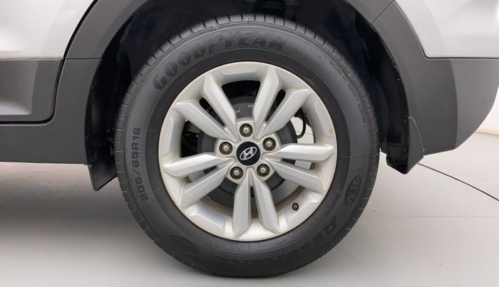2017 Hyundai Creta SX PLUS 1.6 PETROL, Petrol, Manual, 65,266 km, Left Rear Wheel