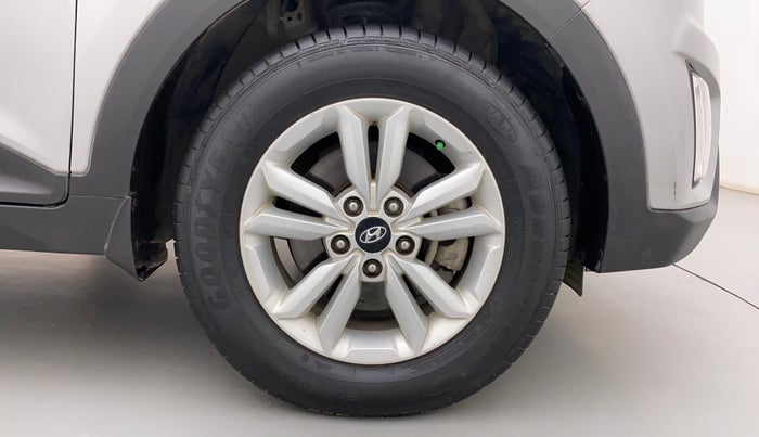 2017 Hyundai Creta SX PLUS 1.6 PETROL, Petrol, Manual, 65,266 km, Right Front Wheel