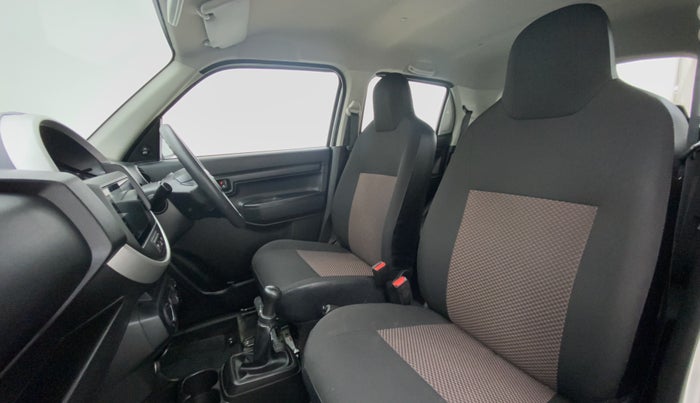 2019 Maruti S PRESSO VXI+, Petrol, Manual, 15,732 km, Right Side Front Door Cabin
