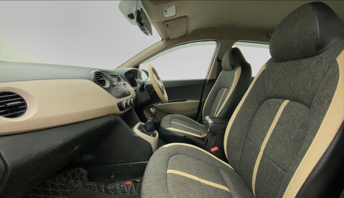 2016 Hyundai Grand i10 MAGNA 1.2 KAPPA VTVT, Petrol, Manual, 43,216 km, Right Side Front Door Cabin