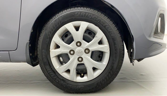 2016 Hyundai Grand i10 MAGNA 1.2 KAPPA VTVT, Petrol, Manual, 43,216 km, Right Front Wheel