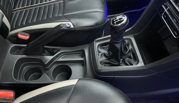 2016 Maruti Vitara Brezza ZDI, Diesel, Manual, 48,477 km, Gear Lever