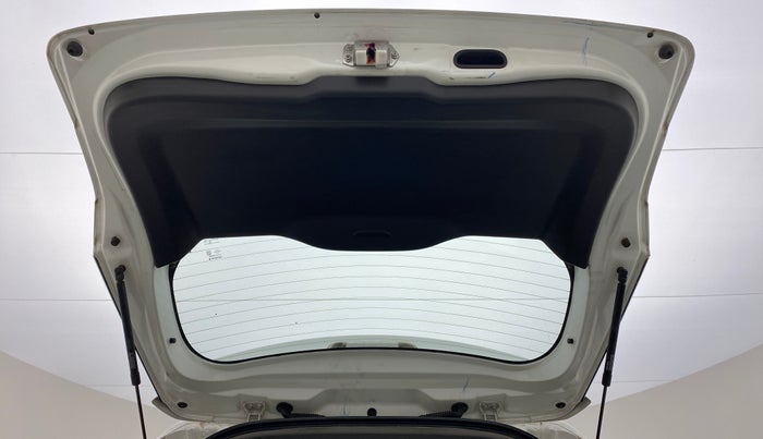 2016 Maruti Vitara Brezza ZDI, Diesel, Manual, 48,477 km, Boot Door Open
