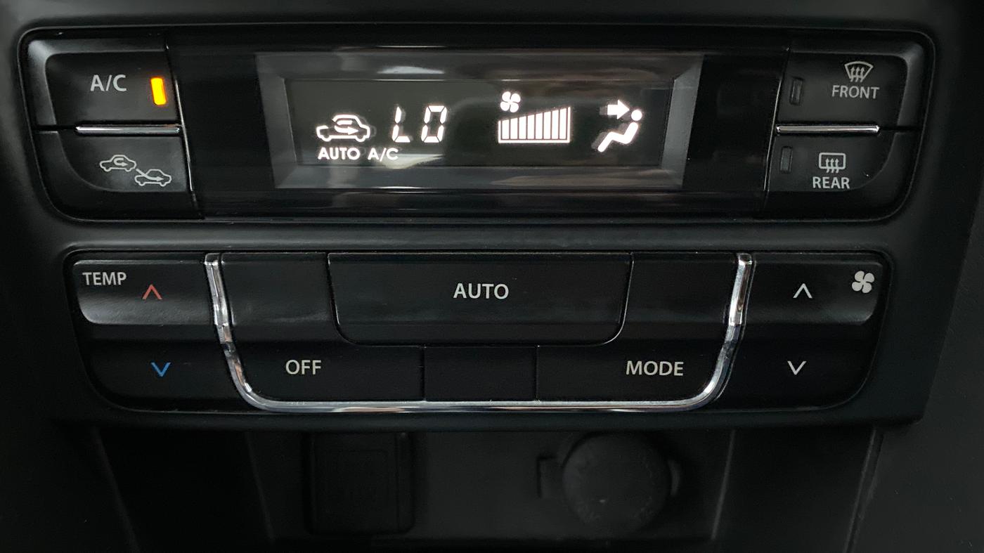 2016 Maruti Vitara Brezza ZDI, Diesel, Manual, 48,477 km, Automatic Climate Control