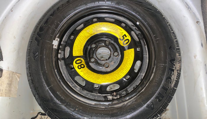 2016 Volkswagen Polo COMFORTLINE 1.2L, Petrol, Manual, 88,927 km, Spare Tyre