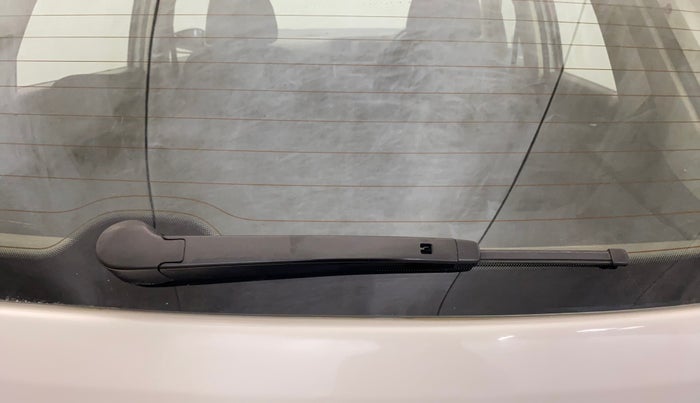 2016 Volkswagen Polo COMFORTLINE 1.2L, Petrol, Manual, 88,927 km, Rear Wiper